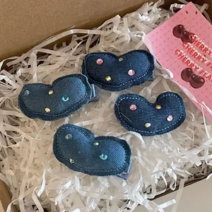 Barrettes à Cheveux en Denim Forme Cœur Y2K pour Femmes Ornées de Strass Barrettes Latérales Faites à la Main Accessoires Cheveux