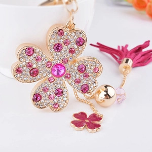 Porte-clés Trèfle à Quatre Feuilles en Strass Alliage de Zinc Cristal Gland Bijou de Sac Pour Femme Pendentif Voiture Bijoux Mode Cadeau