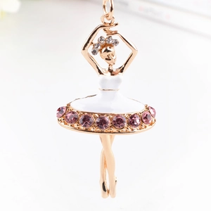 Porte-clés ballerine élégant en métal or rose avec strass roses et émail blanc brillant