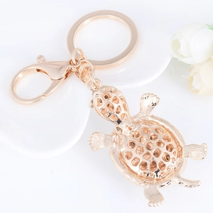 Creative sparkling turtle keychain in rose gold plating for bags and car keys