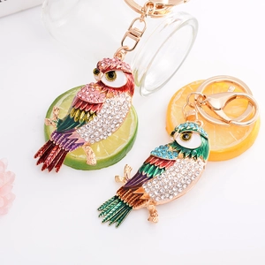 Porte-clés chouette exquis en émail coloré et strass en cristal étincelants pour les sacs