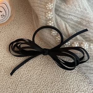 French Vintage Handmade Satin Ribbon Bow Hair Clip Elegant Black Fabric Spring Clip Fashion Headwear For Women Daily Styling