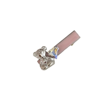 Haarclip in Rosa mit silbernem 3D-Bär und irisierendem Herzkristall für Damen