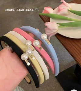 French Retro Artificial Pearl Fabric Wrapped Headband For Women Elegant High Top Hair Hoop With Metal Tag Fashion Daily Hair Accessories