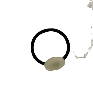 Élastique à cheveux minimaliste avec perle en acrylique couleur gelée et corde noire