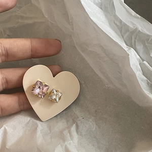 French geometric acrylic heart hair clip with colorful crystals and gold metal setting