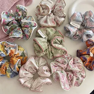 Chouchous en Tissu Floral Style Coréen Doux Nœud Cœur Künstliche Perle d'imitation Élastiques à Cheveux Accessoires pour Femmes