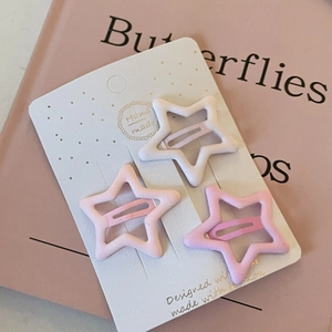 Lot de trois pinces à cheveux étoiles macaron sur carte avec finition mate