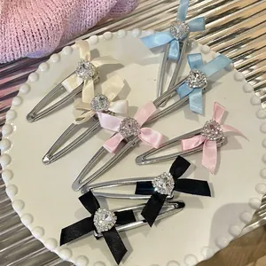 Süße Satinband Schleife Haarklammern Herzförmige Strass Legierung Entenschnabel Pony Clips Für Damen Mädchen Haarschmuck