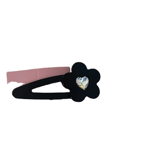 Schwarze Blumen-Haarspange mit herzförmigem Kristall und Tropfen-Haarklammer für Damen