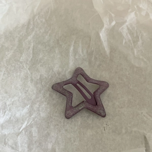 Chic purple Y2K star-shaped hair clip with silver glitter finish for women