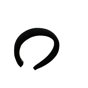 Chic black knitted headband with autumn winter plaid pattern and padded sponge design