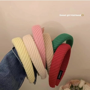Women Winter Thickened Knit Headband Handmade Wide Brim Wool Head Hoop Solid Color Padded Height Enhancing Hair Accessories