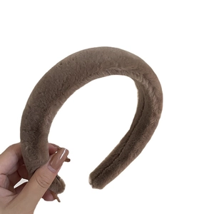 Serre-tête large en fausse fourrure de lapin moka épais pour femme automne hiver