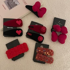 Fermaglio per Capelli con Fiocco Rosso Stile Coreano per Donna Dolce Cuore Sorridente Ricamo Velluto Clip BB Accessori per Capelli Festivi