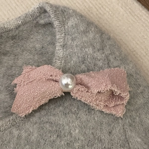 Tweed-Schleifen-Haarspange mit Kunstperle und Fransenkante für elegantes Damen-Haarstyling