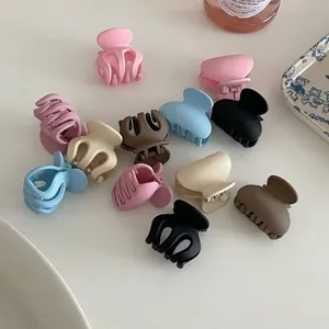 Matte Macaron Hair Claw Clip Small Acrylic Hairpin For Women High Ponytail Fixer Modern Minimalist Hair Accessories