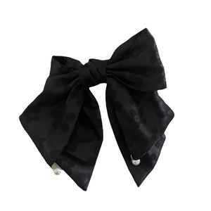 Pince à cheveux noeud en satin noir de style français avec fleurs et perles