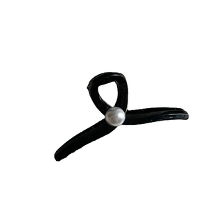 Minimalist black hair claw clip with pearl accent for women ponytail hair styling