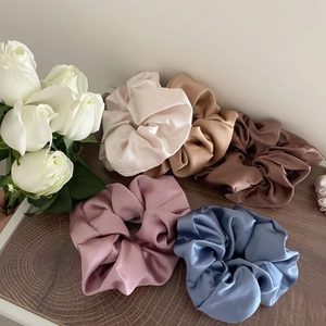 Chouchou en Satin Élégant Français Grand Bandeau Élastique Macaron Couleur Unie Surdimensionné Attache Cheveux Femme Accessoires