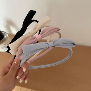 Elegantes Schleifen Stirnband Set in Schwarz, Cremeweiß, Zartrosa und Blau Tönen