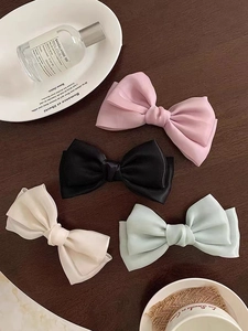Handmade Satin Large Bow Hair Clip For Women Elegant Black Spring Clip Hair Accessory For Daily Commute Design Sense Clip