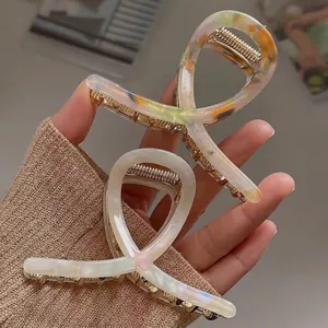 Pince à Cheveux en Acétate Style Français Petit Motif Marbré Écaille de Tortue Pince Requin pour Femme Accessoires Coiffure