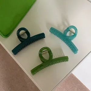 Elegant Large Acrylic Shark Clip Hair Claw Simple Solid Color Cross Twisted Hairpin For Women Daily Office Hair Accessories