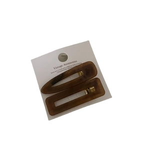 Vintage tortoiseshell acetate hair clip set with amber patterns for women