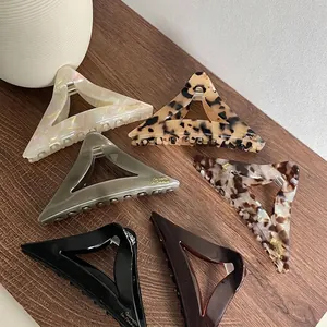 Pince à Cheveux Vintage Française en Acétate Triangle Creux Géométrique Imprimé Léopard Motif Marbre Accessoires Femme