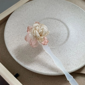 Elegant fabric flower hair pin with bamboo resin stick for traditional Hanfu dresses