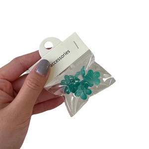 Lot de 4 mini pinces à cheveux fleurs en résine bleu sarcelle avec emballage