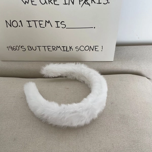 Fluffy white faux fur headband for women in minimalist Korean INS style for autumn and winter