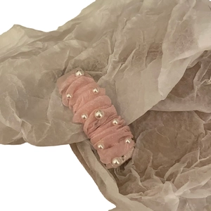 Elegant pink chiffon ruffle hair clip with white faux pearls for girls hair accessories
