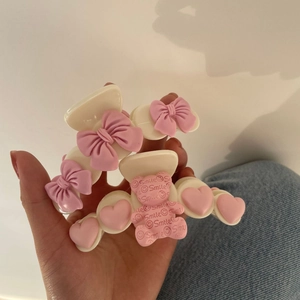Rosa Bären und Schleifen Haarklammern Set für Frauen mit Smile-Relief-Design