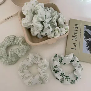 Ensemble de chouchous en mousseline à carreaux et fleurs vertes au style coréen frais