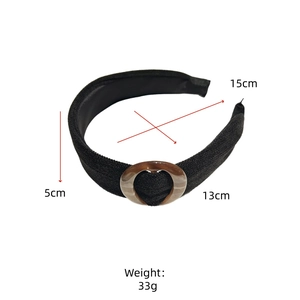 Detailed size chart for the black wide velvet headband with brown resin ring buckle