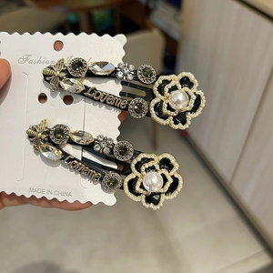 Vintage French Style Camellia Hair Clip For Women Alloy Artificial Pearl Rhinestone Bee BB Clip Elegant Side Hairpin Jewelry