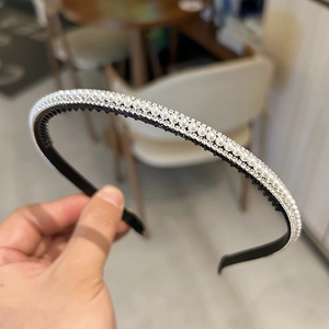Serre-tête Fin Élégant en Strass et Künstliche Perles d'Imitation pour Femmes Antidérapant Alliage Bandeau Cheveux Mariage Fête Accessoires de Mode