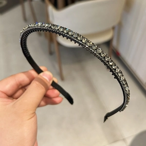 Minimalist Black Rhinestone Thin Headband For Women Non Slip Hair Hoop With Teeth Korean Style Sweet Hair Accessories