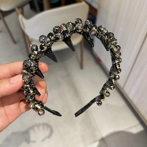 Women Luxury Artificial Crystal Headband Heavy Industry Rhinestone Wave Hair Hoop With Anti-Slip Teeth Vintage Hair Styling Accessory