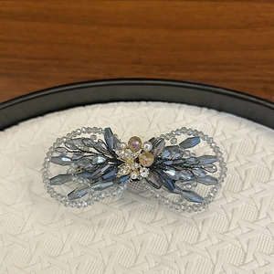 Pince à Cheveux Nœud en Cristal Tissé à la Main Élégant Papillon Bleu Gris Pince à Ressort Avec Strass Künstliche Perle Femmes