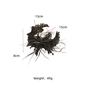 Detailed dimensions of black lace feather headband with pearl beads measuring 13x15x8cm