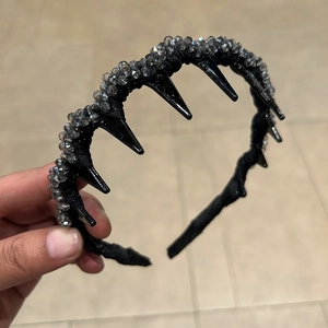 Handmade black beaded headband with crystal pearls and wide non-slip teeth for volume