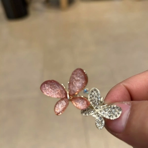 Barrettes à cheveux papillon pailletées roses et diamants argentés pour femmes élégantes