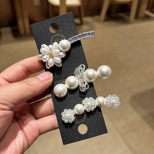 Koreanische Elegante Künstliche Perlen Haarspangen Legierung Kristall Blumen Schleife Entenschnabel Seitenclip Mode Haarstyling Damen Schmuck