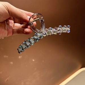 Grande pince à cheveux élégante ornée de perles en cristal et de strass arc-en-ciel pour femme