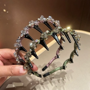 Serre-tête de Luxe en Cristal Artificiel à Pointes pour Femmes Gothic Punk Strass Bandeau Antidérapant Satin Accessoires Cheveux