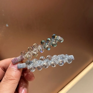 Elegant sparkling crystal beaded hair clips with luxury woven metallic base for women