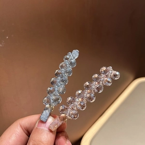 Set of two luxury crystal hair clips with sparkling faceted beads in grey and pink